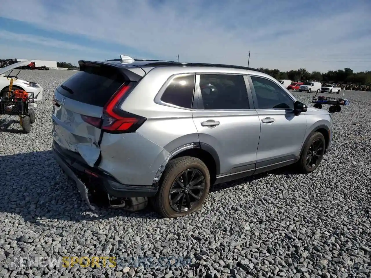 3 Photograph of a damaged car 7FARS6H54RE072908 HONDA CRV 2024