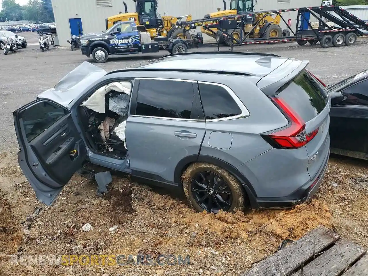 2 Фотография поврежденного автомобиля 7FARS6H58RE010038 HONDA CRV 2024