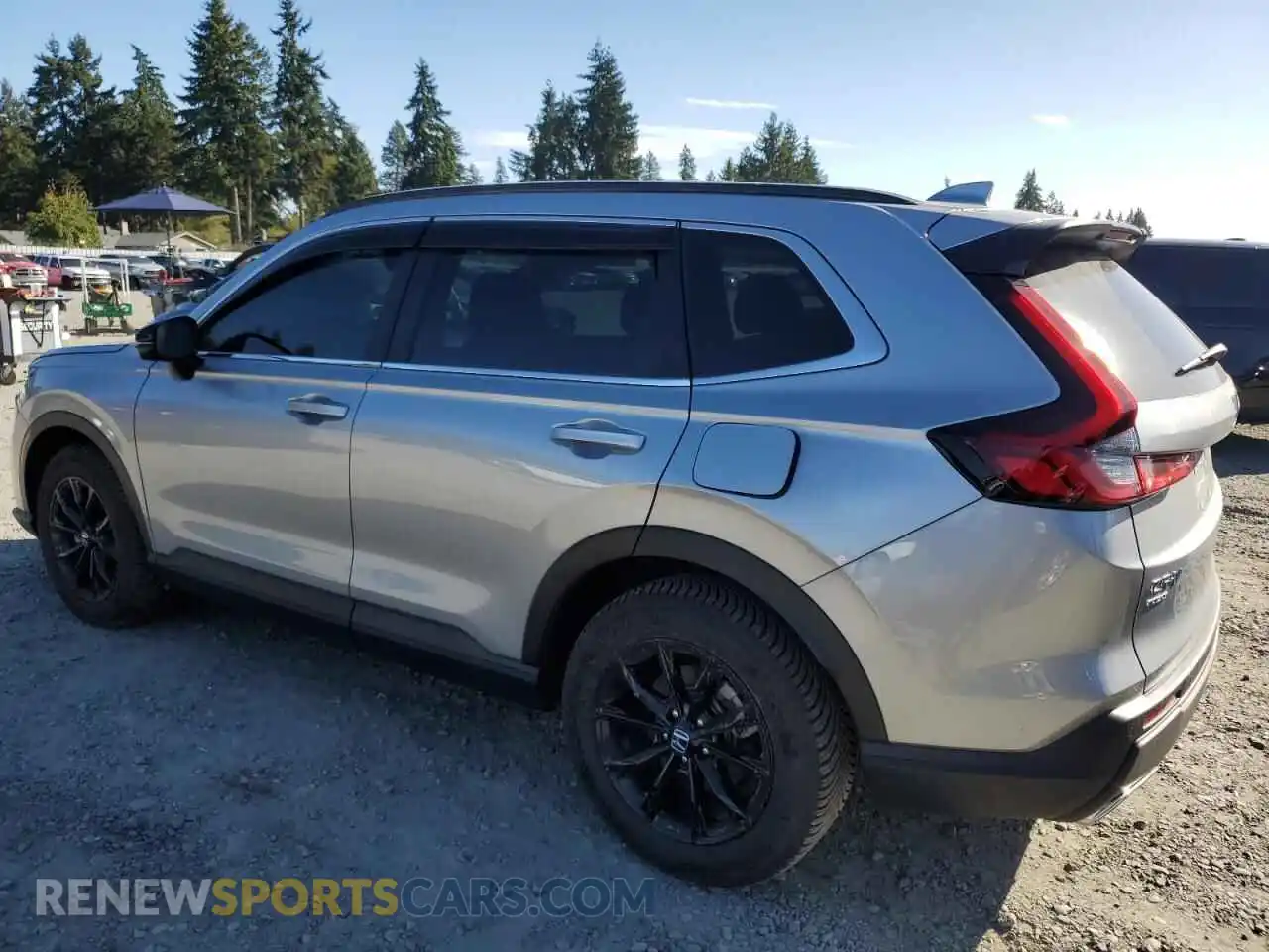 2 fotografías del automóvil dañado 7FARS6H81RE036720 HONDA CRV 2024