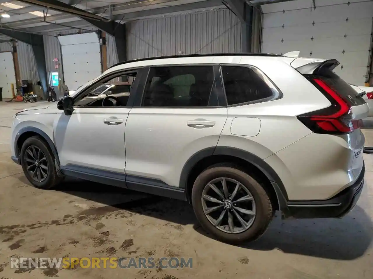 2 Photograph of a damaged car 7FARS6H85RE078937 HONDA CRV 2024