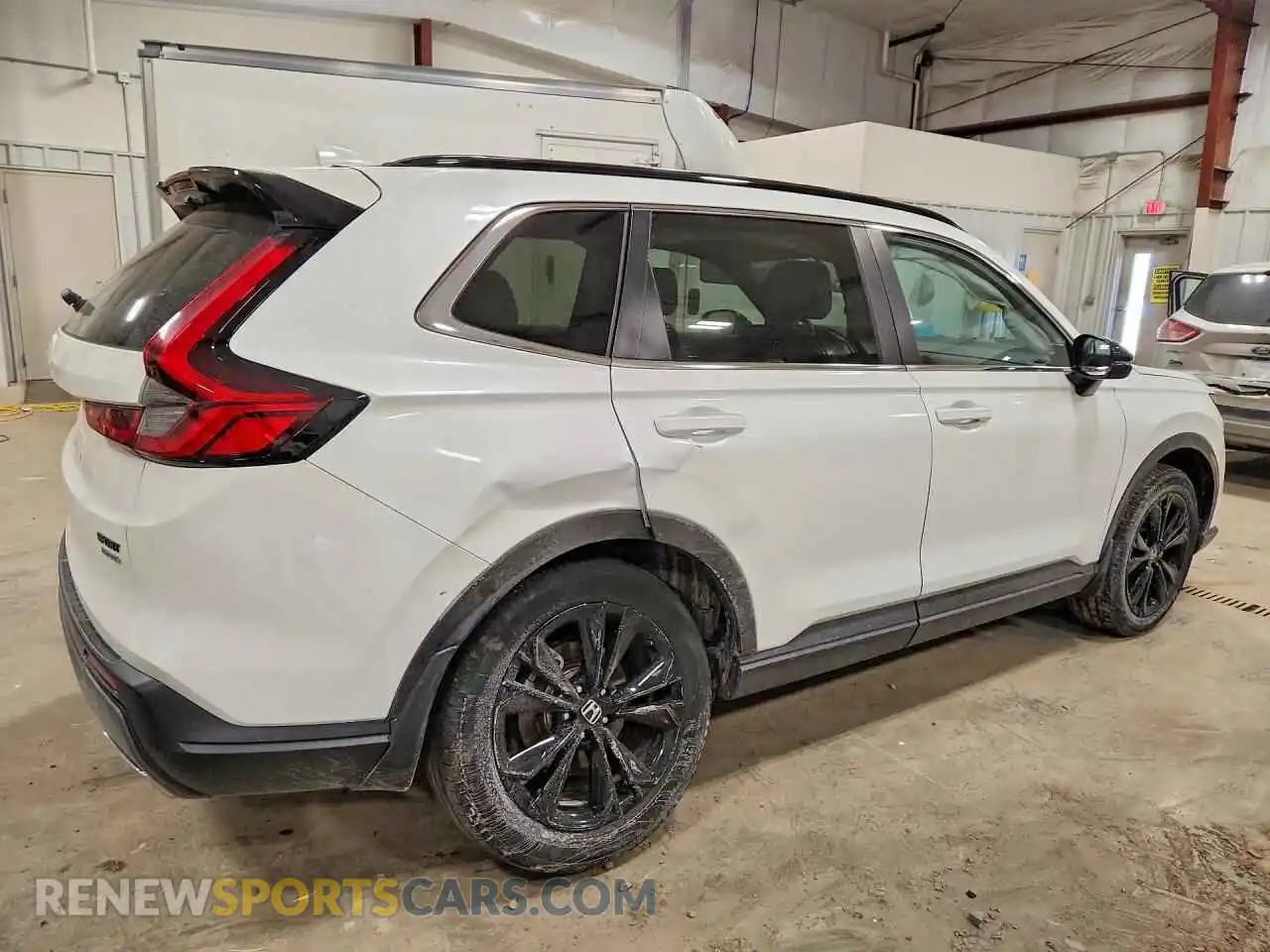 3 Photograph of a damaged car 7FARS6H93RE079125 HONDA CRV 2024