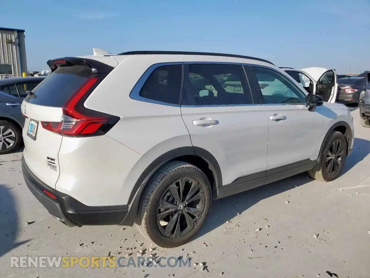 3 Photograph of a damaged car 7FARS6H9XRE023053 HONDA CRV 2024