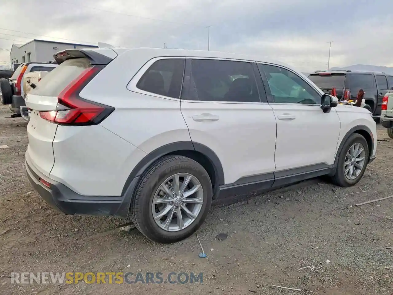 3 Photograph of a damaged car 5J6RS3H74SL000759 HONDA CRV 2025