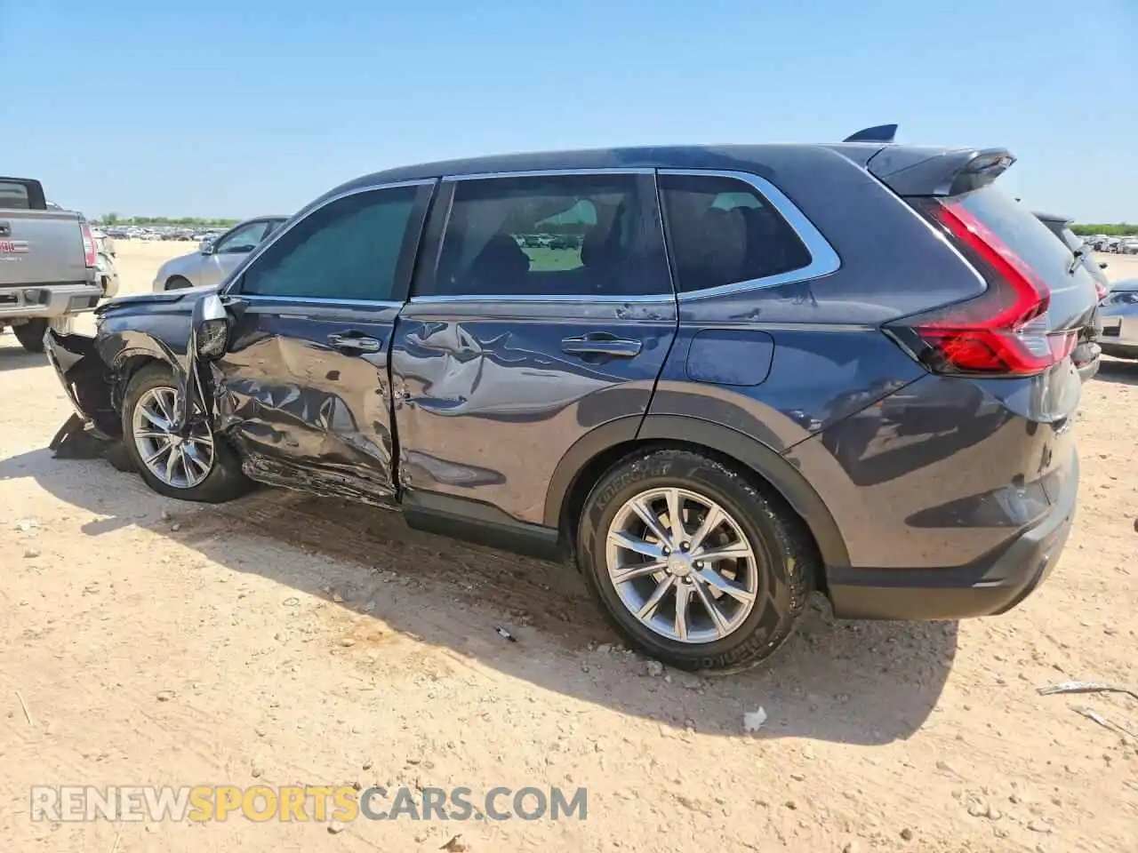 2 fotografías del automóvil dañado 5J6RS3H75SL001029 HONDA CRV 2025