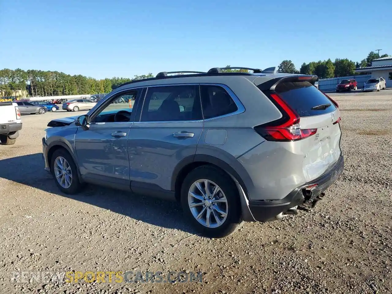 2 fotografías del automóvil dañado 7FARS3H4XSE008884 HONDA CRV 2025