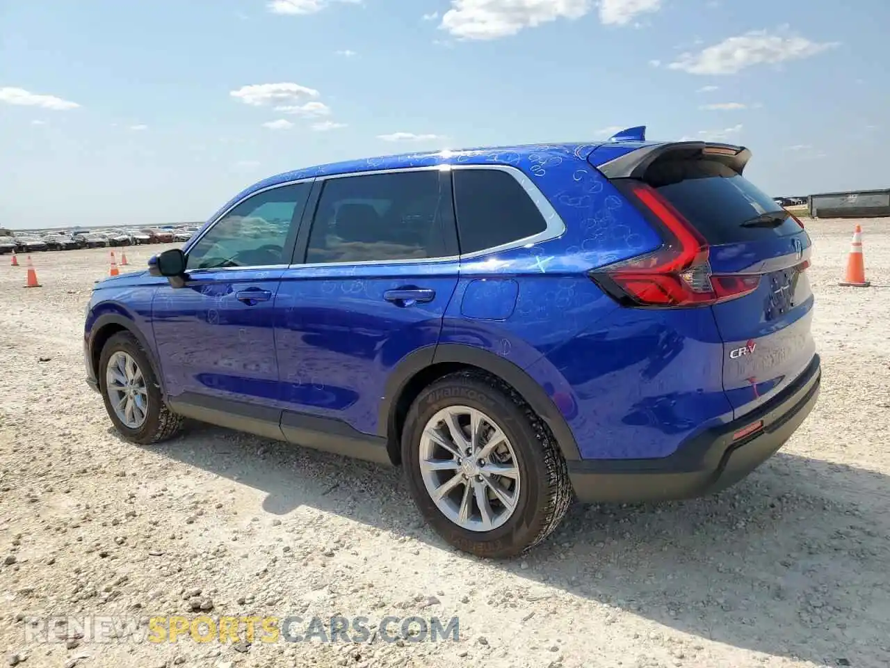 2 fotografías del automóvil dañado 7FARS3H78SE002186 HONDA CRV 2025