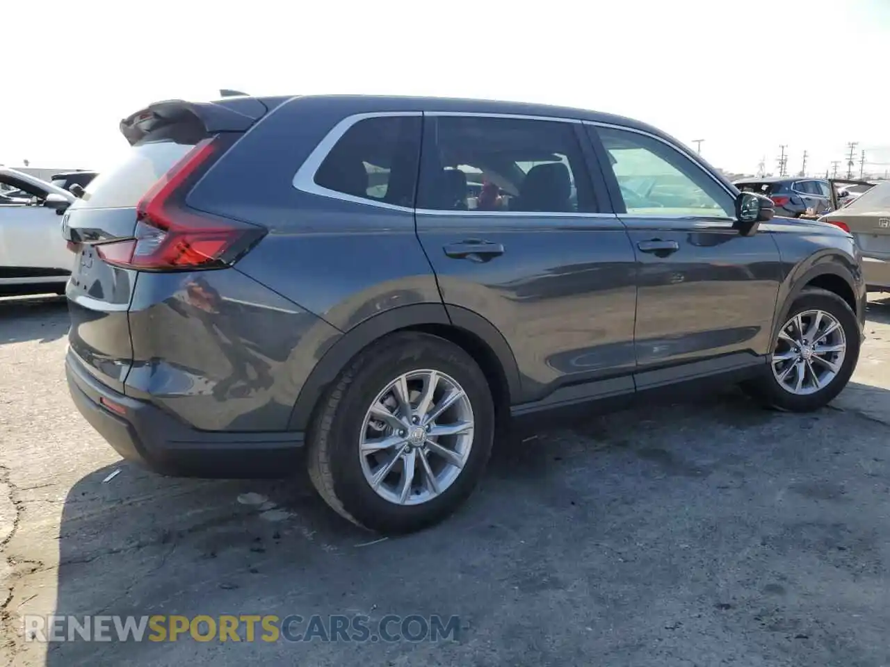 3 Photograph of a damaged car 7FARS3H79SE002035 HONDA CRV 2025