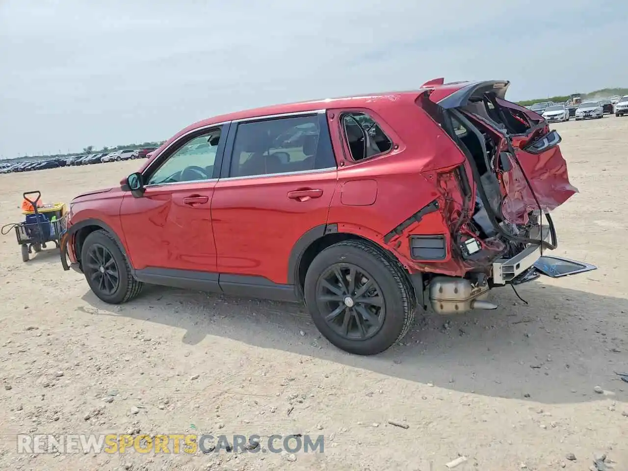 2 fotografías del automóvil dañado 7FARS4H79SE014790 HONDA CRV 2025