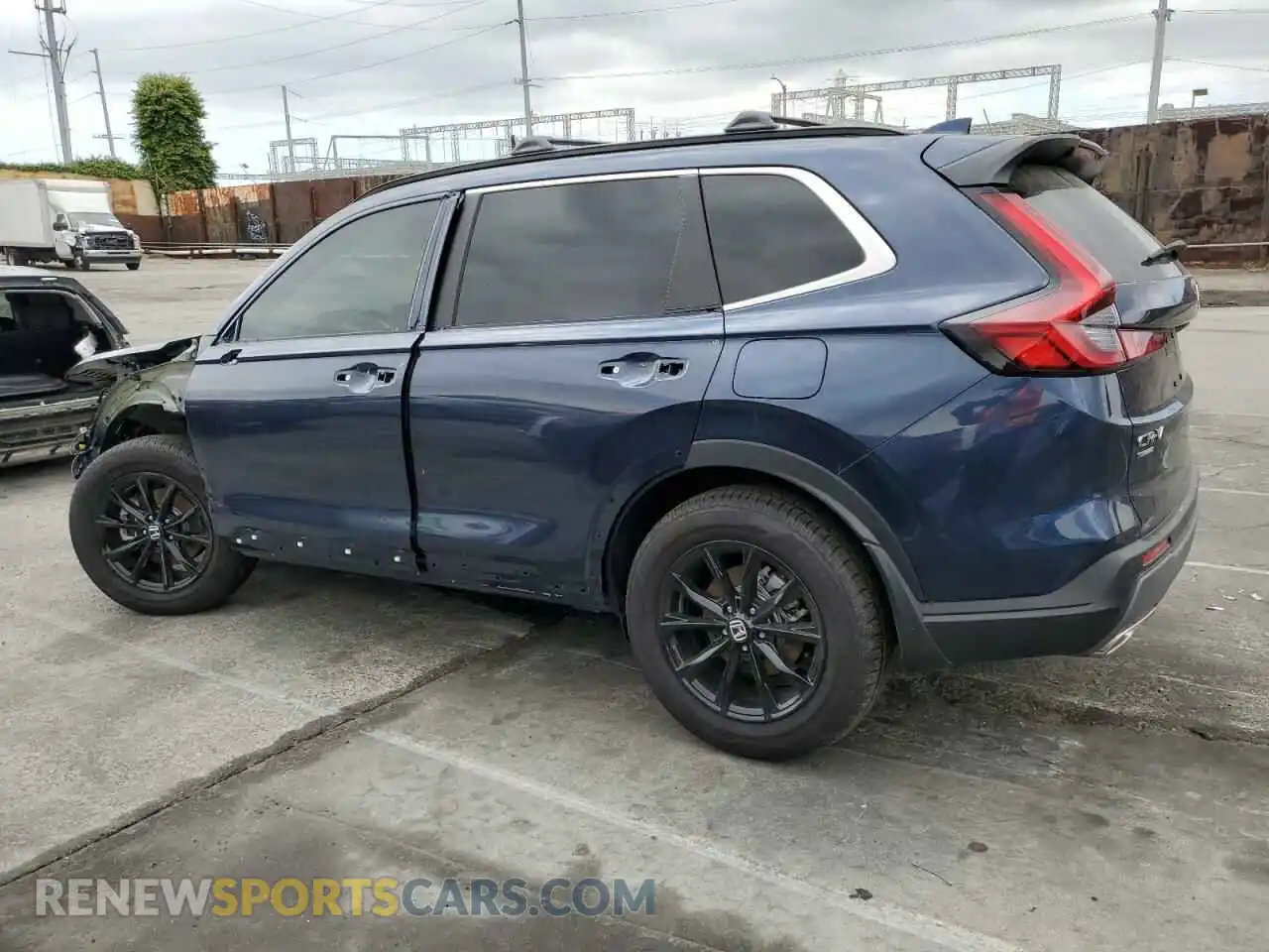 2 Photograph of a damaged car 7FARS5H81SE009484 HONDA CRV 2025