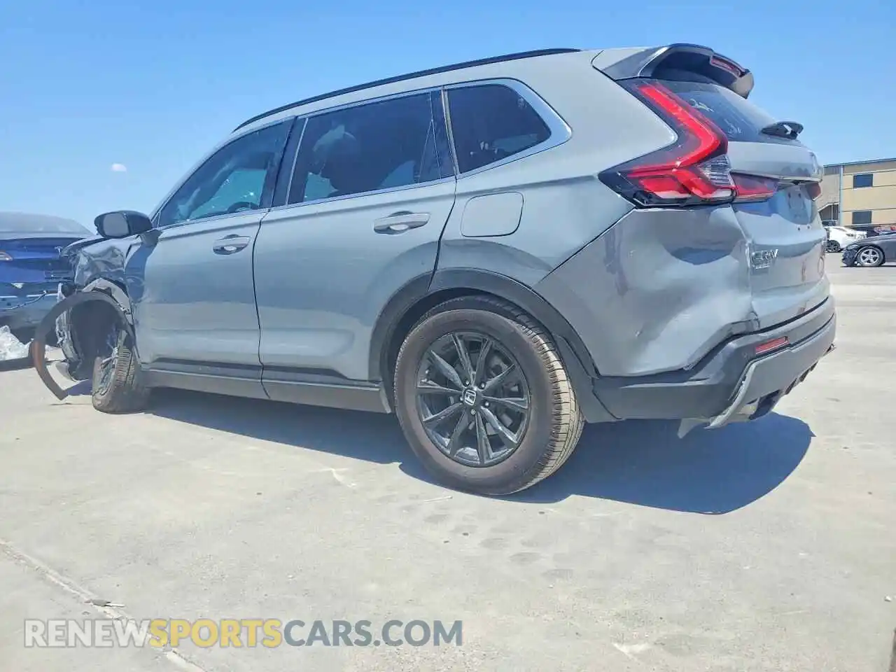 2 Photograph of a damaged car 7FARS5H81SE012255 HONDA CRV 2025