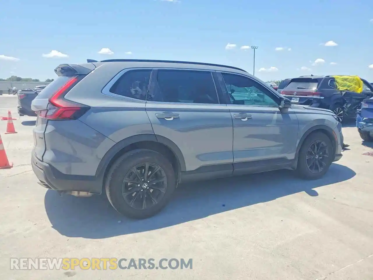 3 Photograph of a damaged car 7FARS5H81SE012255 HONDA CRV 2025
