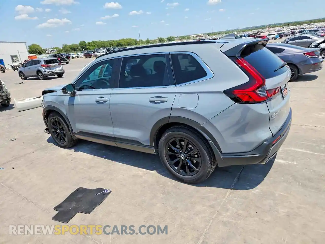 2 Photograph of a damaged car 7FARS5H85SE009939 HONDA CRV 2025