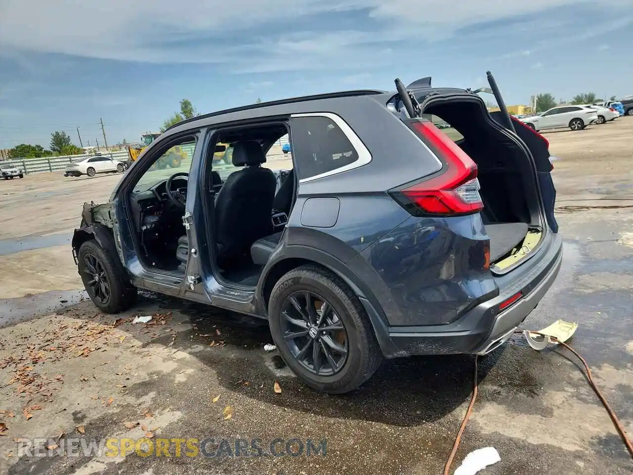 2 Photograph of a damaged car 7FARS5H85SE026448 HONDA CRV 2025