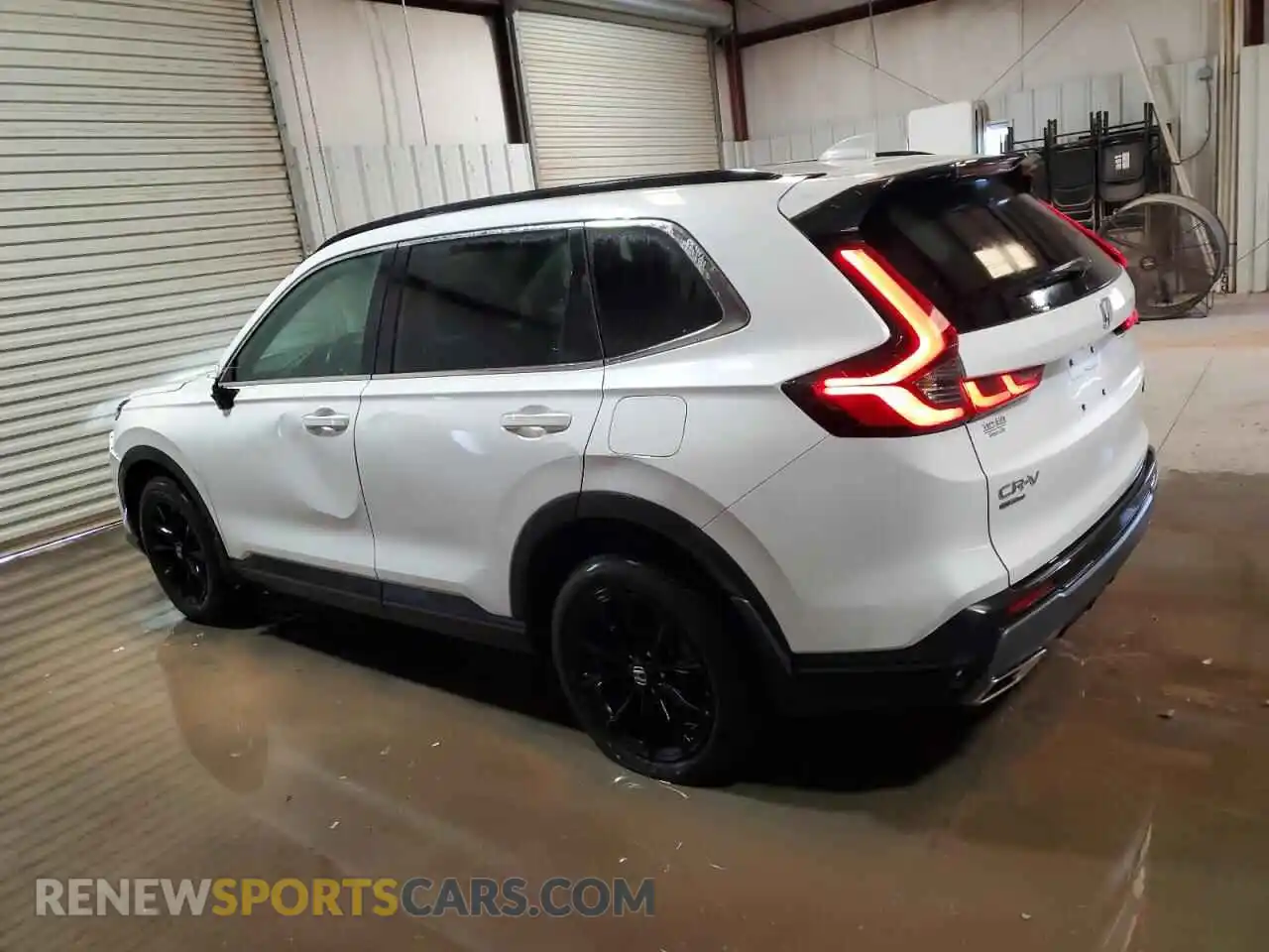2 Photograph of a damaged car 7FARS6H50SE036977 HONDA CRV 2025