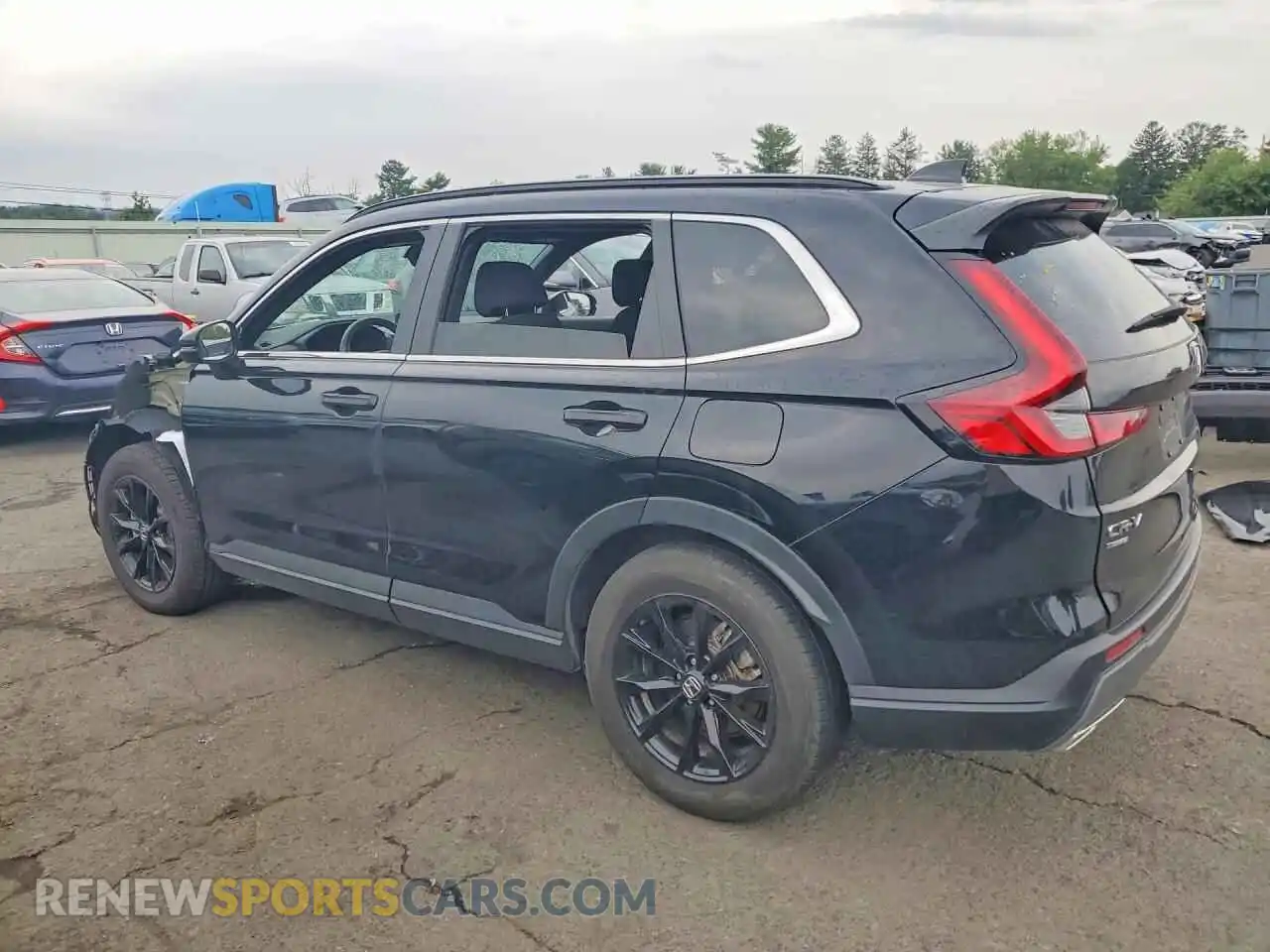 2 fotografías del automóvil dañado 7FARS6H54SE016540 HONDA CRV 2025
