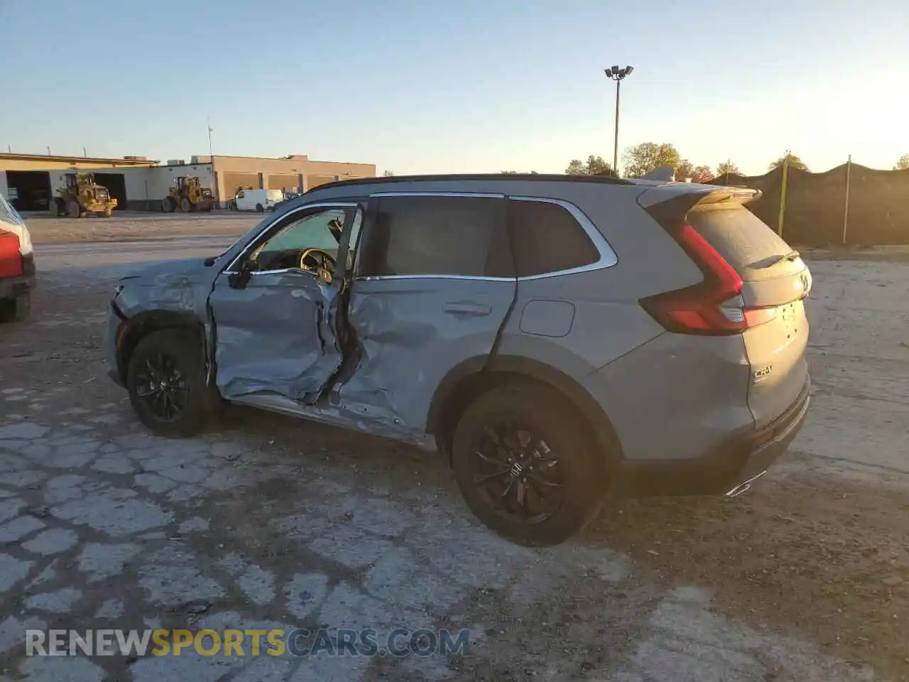 2 Photograph of a damaged car 7FARS6H83SE104909 HONDA CRV 2025
