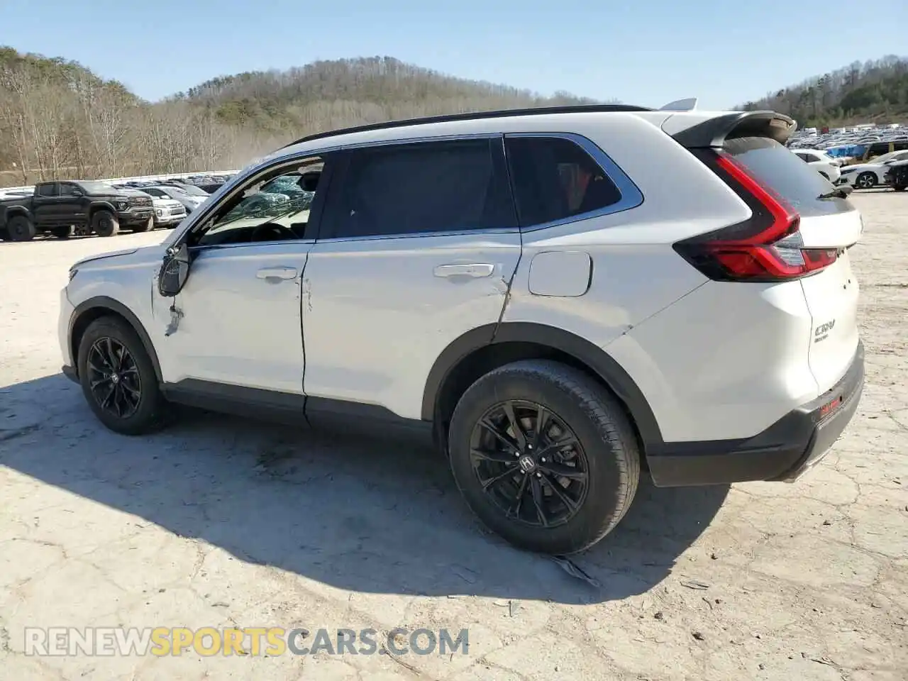 2 fotografías del automóvil dañado 7FARS6H87SE062115 HONDA CRV 2025