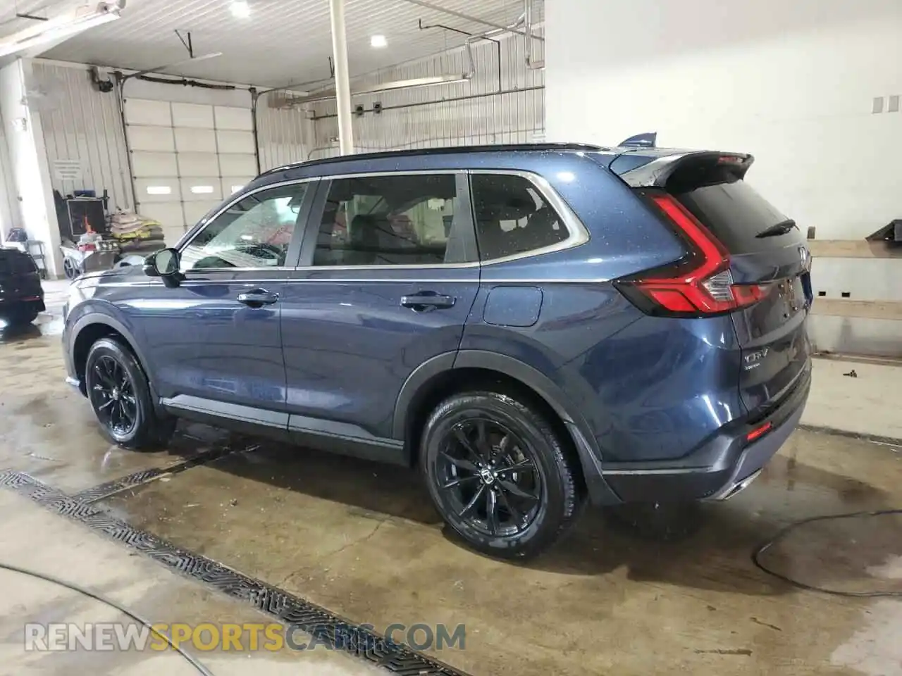 2 Photograph of a damaged car 7FARS6H89SE113307 HONDA CRV 2025