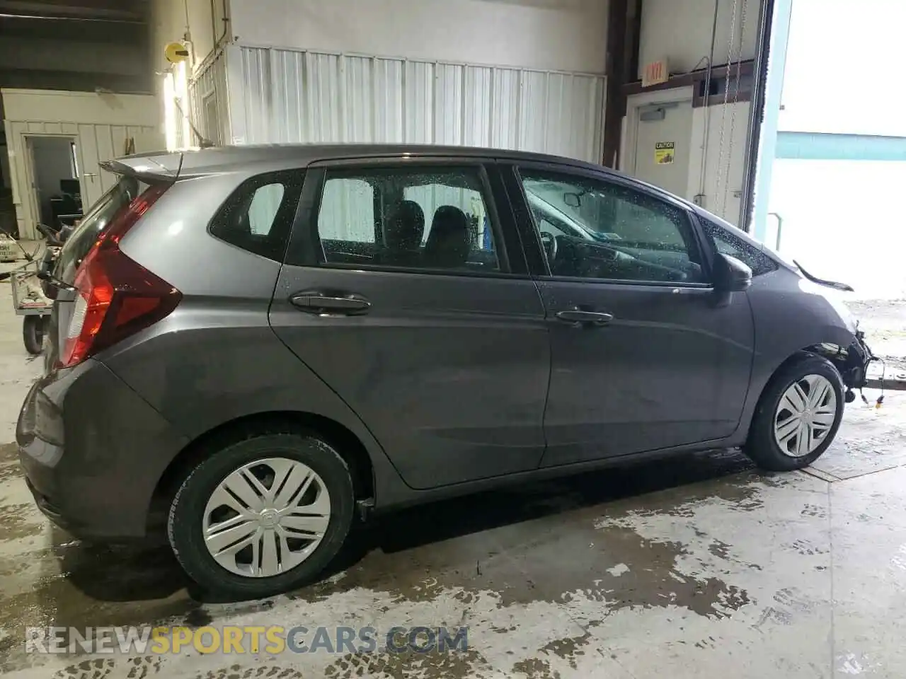 3 Photograph of a damaged car 3HGGK5H47KM727280 HONDA FIT 2019