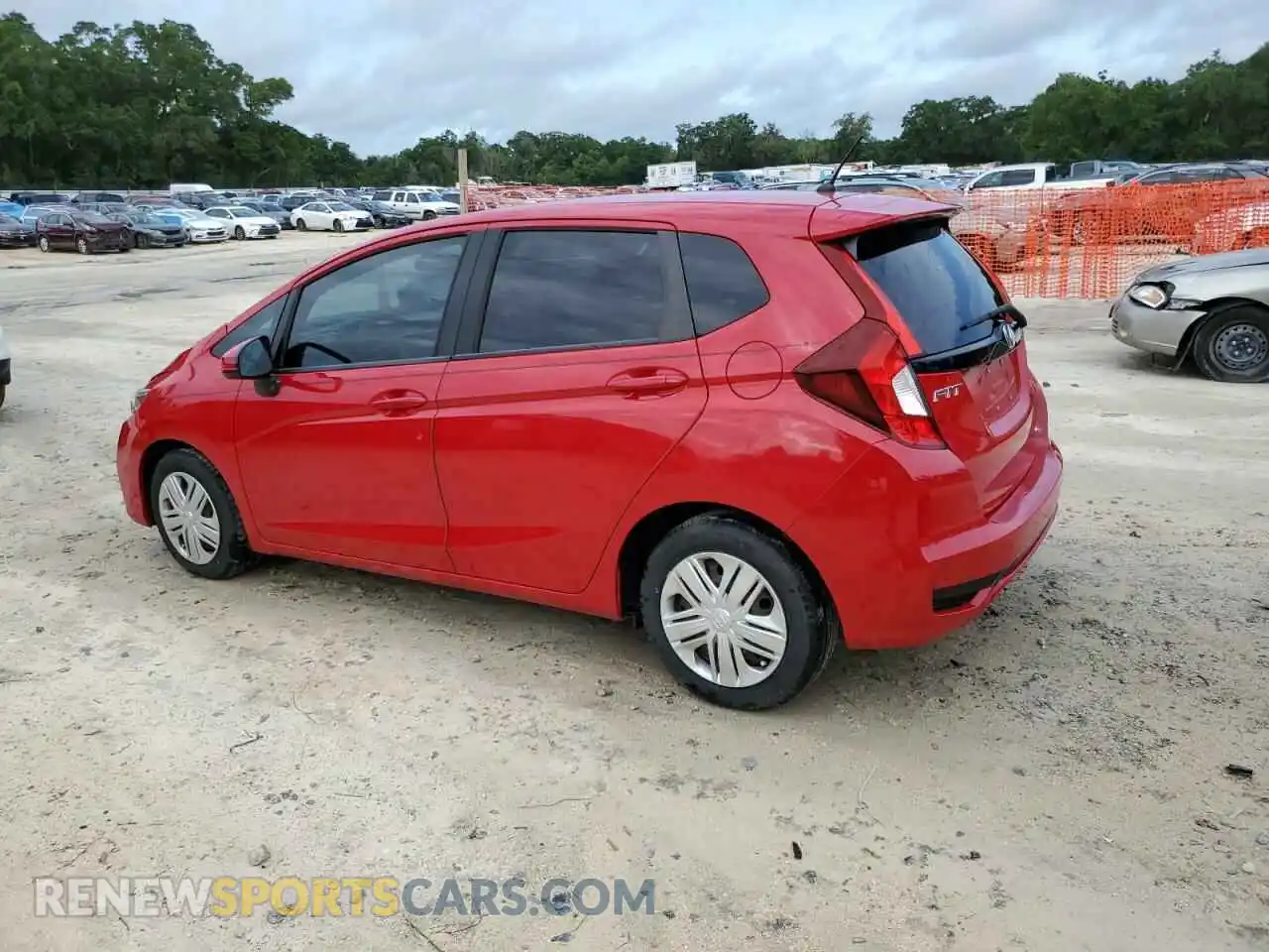 2 fotografías del automóvil dañado 3HGGK5H44LM700569 HONDA FIT 2020