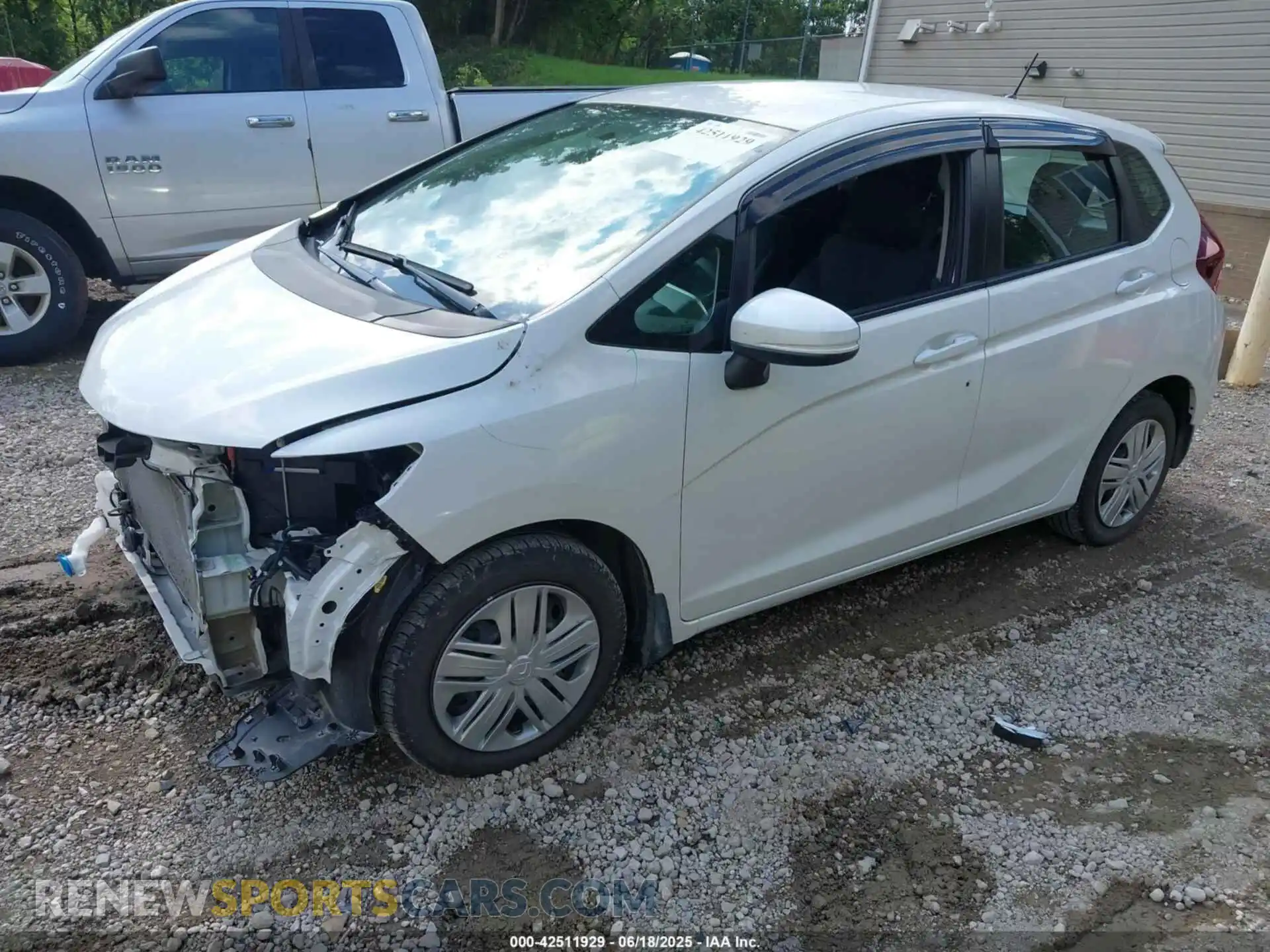 2 Photograph of a damaged car 3HGGK5H48LM728827 HONDA FIT 2020