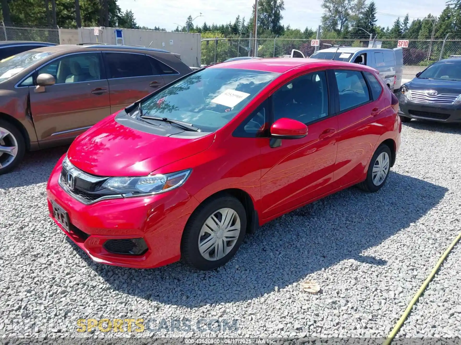 2 Photograph of a damaged car 3HGGK5H49LM720929 HONDA FIT 2020