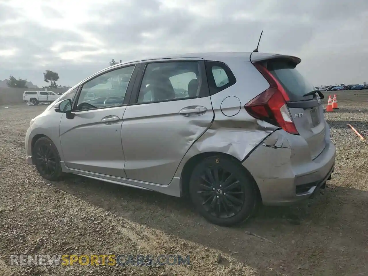 2 Photograph of a damaged car 3HGGK5H63LM728087 HONDA FIT 2020