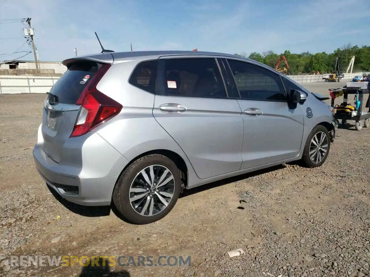 3 Photograph of a damaged car 3HGGK5H84LM733705 HONDA FIT 2020