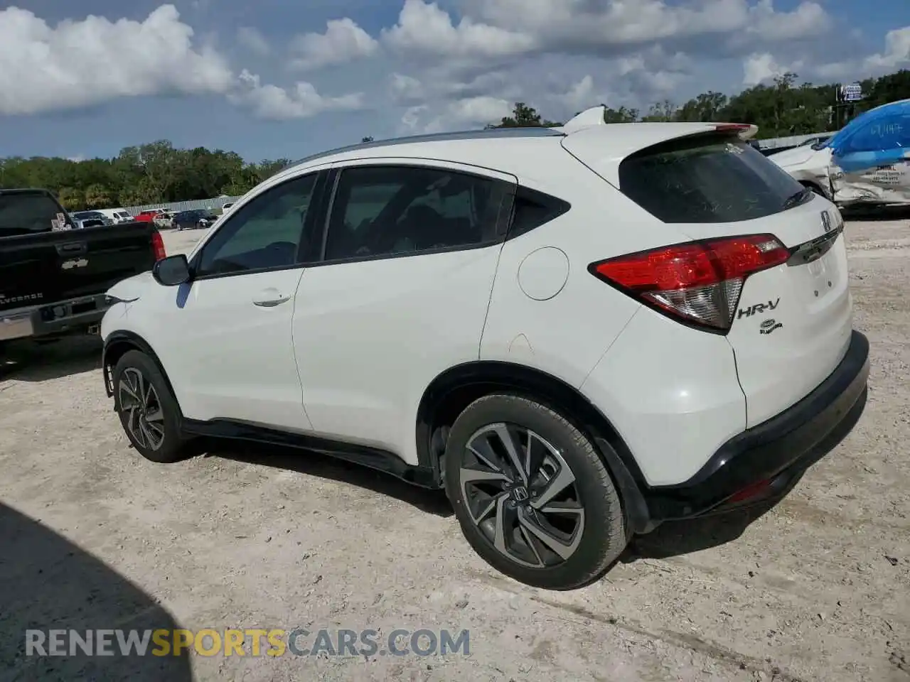 2 fotografías del automóvil dañado 3CZRU5H18KM705502 HONDA HR-V 2019