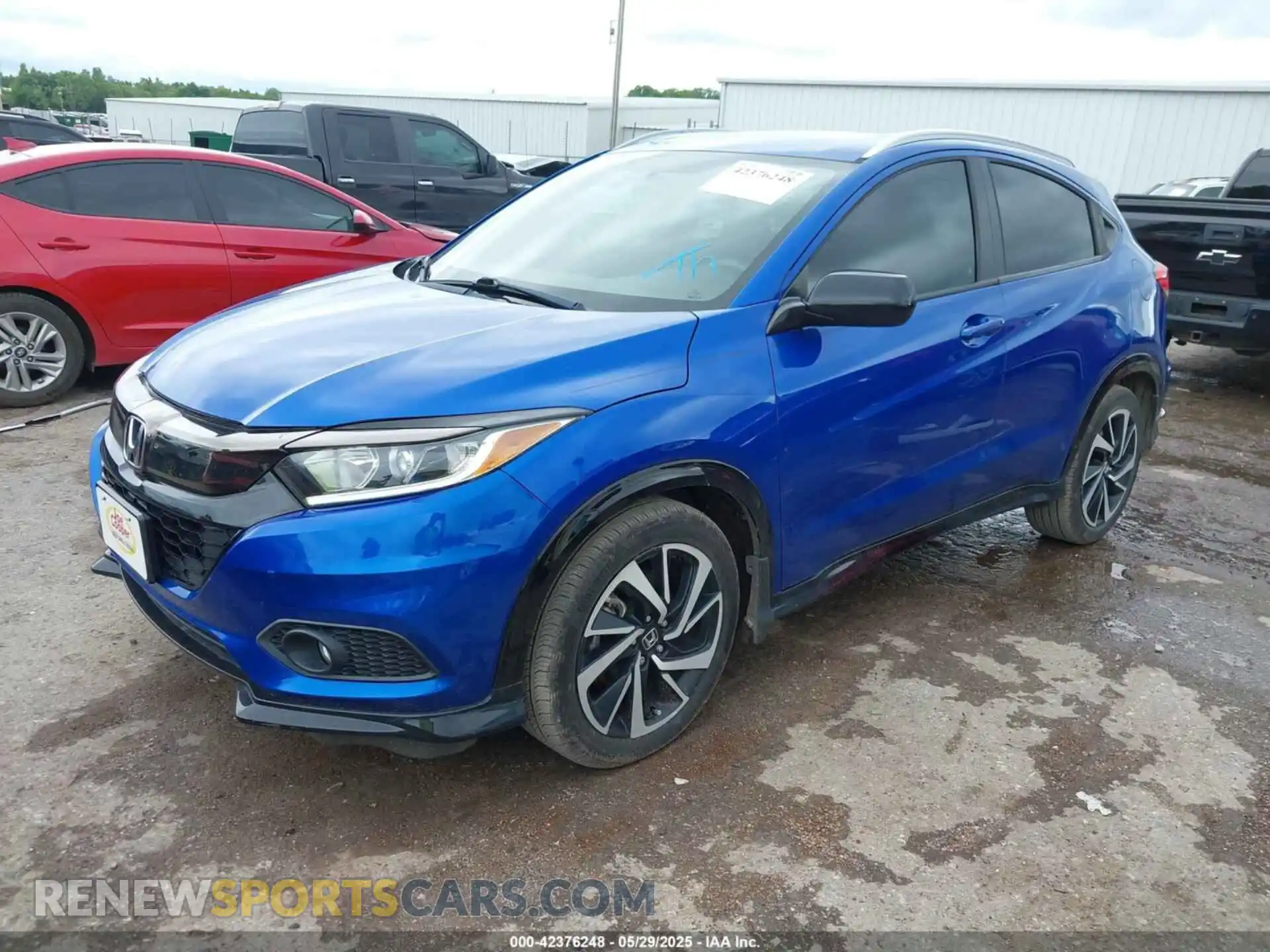 2 Photograph of a damaged car 3CZRU6H19KG719476 HONDA HR-V 2019
