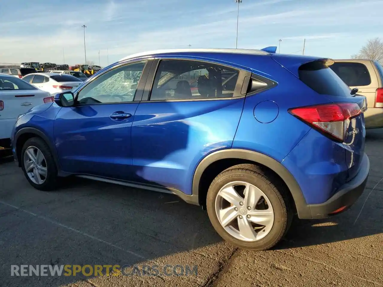 2 Photograph of a damaged car 3CZRU6H58KM732465 HONDA HR-V 2019