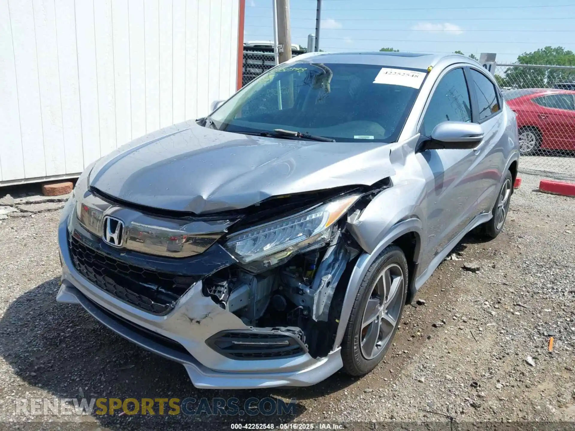2 Photograph of a damaged car 3CZRU6H94KM702012 HONDA HR-V 2019