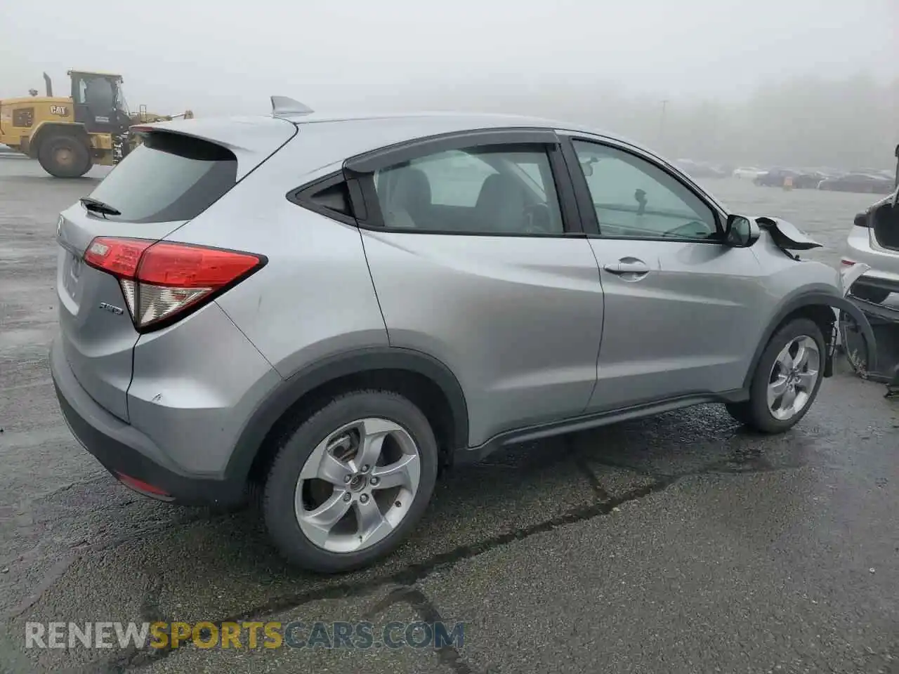 3 Photograph of a damaged car 3CZRU6H38LM721367 HONDA HR-V 2020