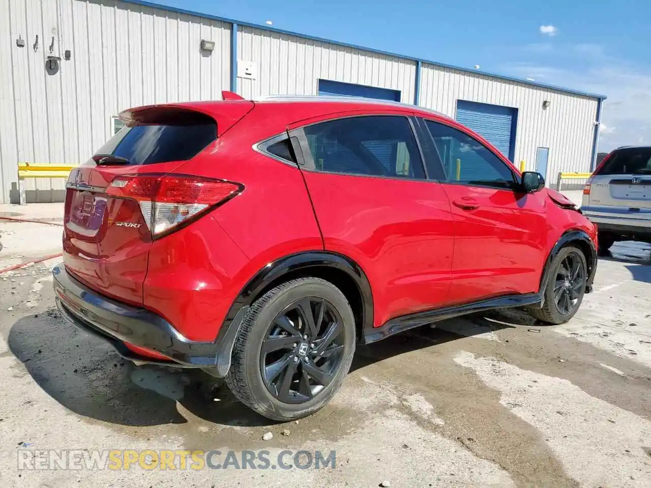 3 Photograph of a damaged car 3CZRU5H14MM700817 HONDA HR-V 2021