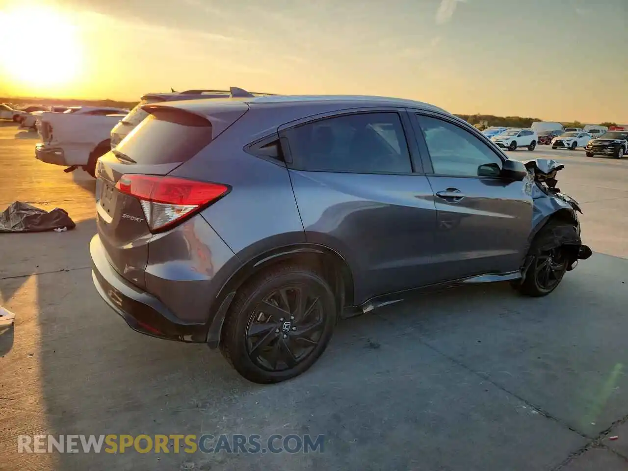 3 Photograph of a damaged car 3CZRU5H17MM714789 HONDA HR-V 2021