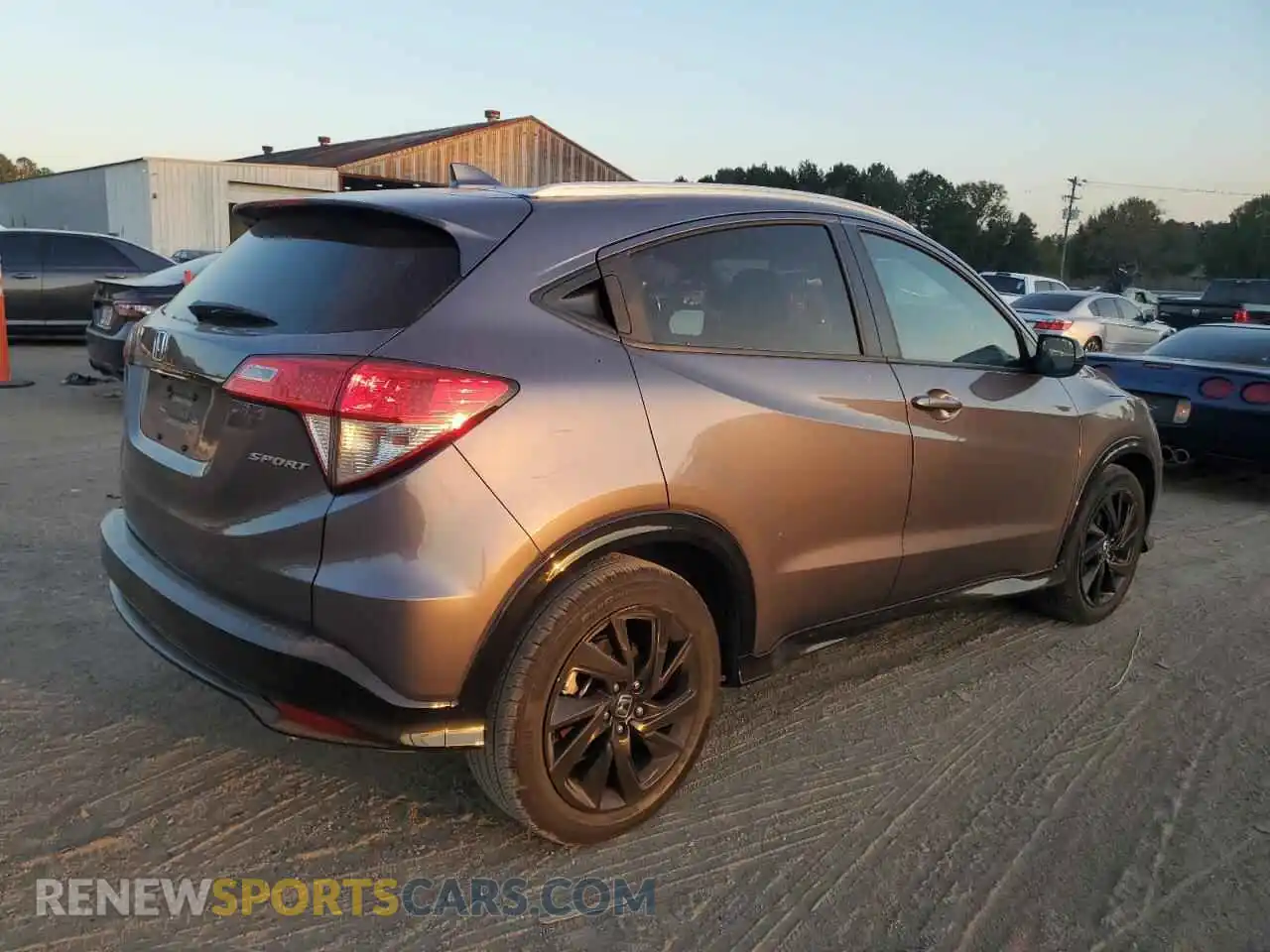 3 Photograph of a damaged car 3CZRU5H19MM725003 HONDA HR-V 2021