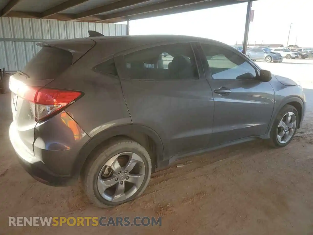 3 Photograph of a damaged car 3CZRU5H30MM713811 HONDA HR-V 2021