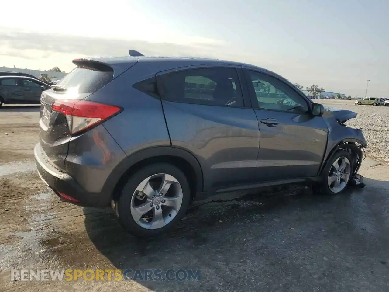 3 Photograph of a damaged car 3CZRU5H31MM716670 HONDA HR-V 2021