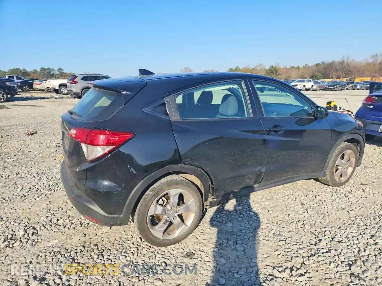 3 Photograph of a damaged car 3CZRU5H31MM734344 HONDA HR-V 2021