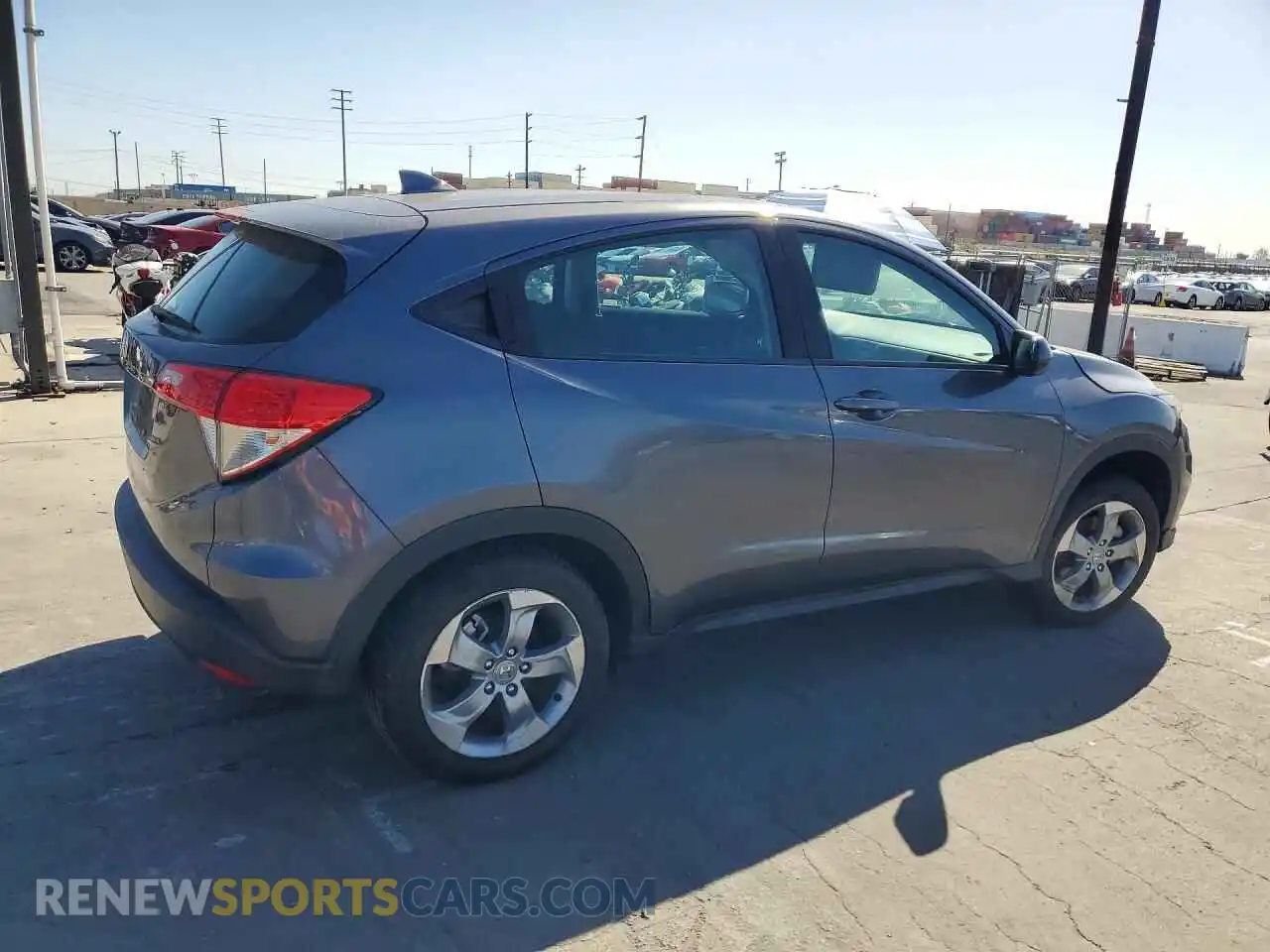 3 Photograph of a damaged car 3CZRU5H33MM709817 HONDA HR-V 2021