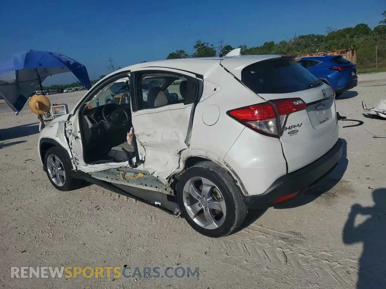 2 Photograph of a damaged car 3CZRU5H36MM704420 HONDA HR-V 2021