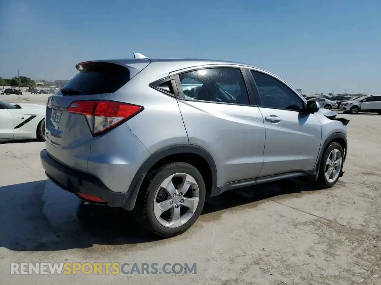 3 Photograph of a damaged car 3CZRU5H37MM730766 HONDA HR-V 2021