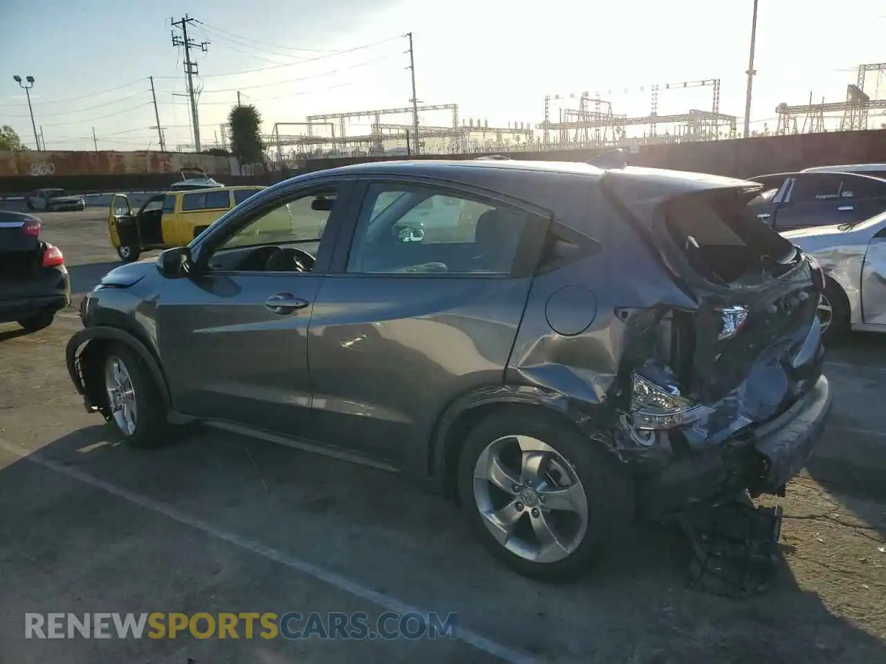 2 Photograph of a damaged car 3CZRU5H39MM726248 HONDA HR-V 2021