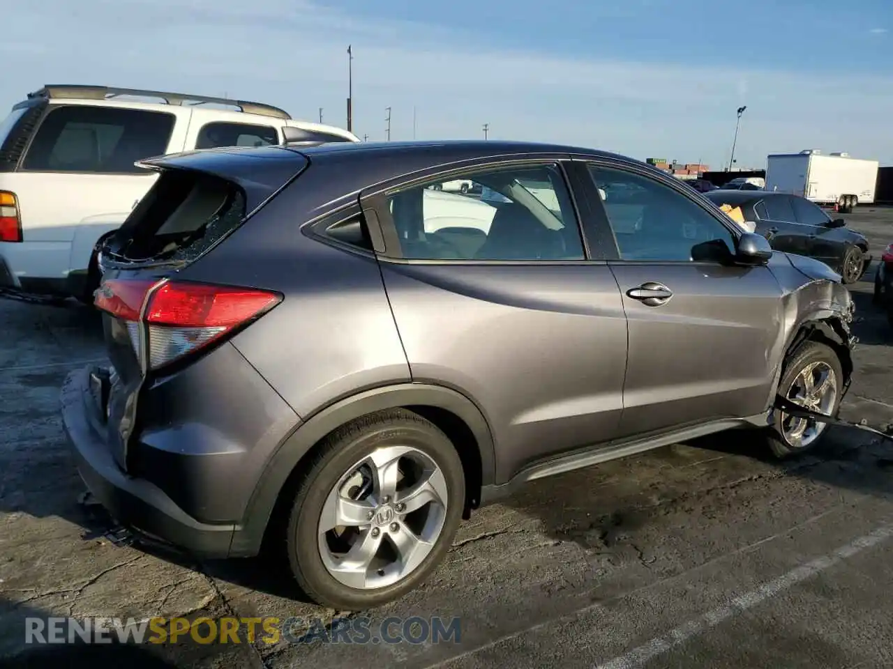 3 Photograph of a damaged car 3CZRU5H39MM726248 HONDA HR-V 2021