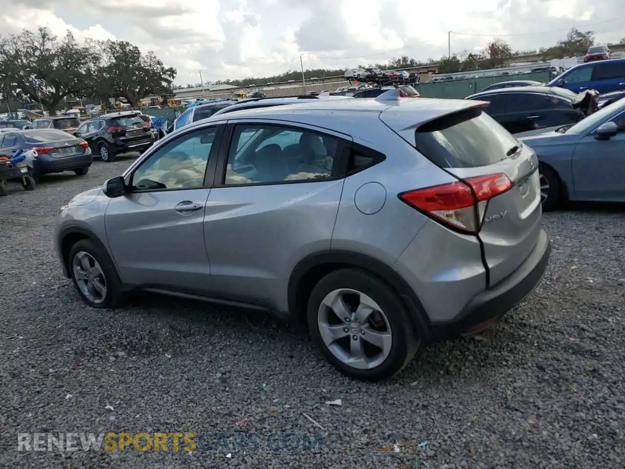 2 Photograph of a damaged car 3CZRU5H39MM726413 HONDA HR-V 2021