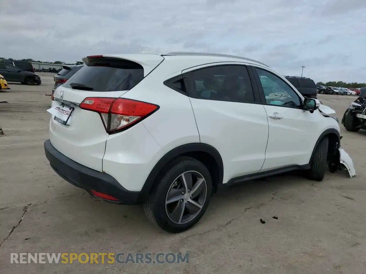 3 Photograph of a damaged car 3CZRU5H54MM717779 HONDA HR-V 2021