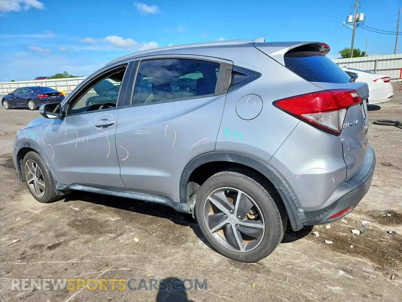 2 fotografías del automóvil dañado 3CZRU5H59MM701092 HONDA HR-V 2021
