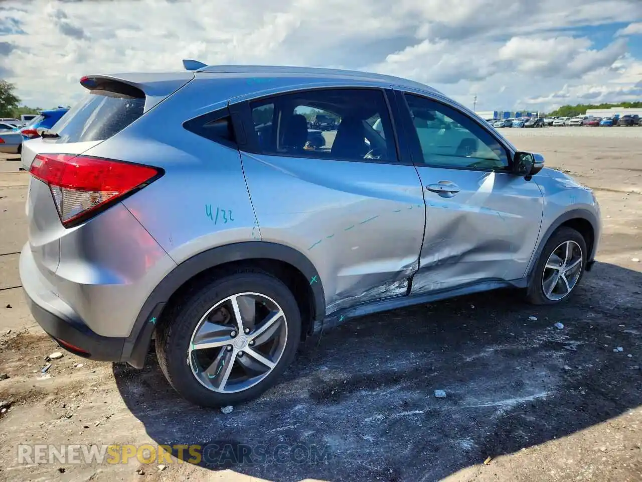 3 fotografías del automóvil dañado 3CZRU5H59MM701092 HONDA HR-V 2021
