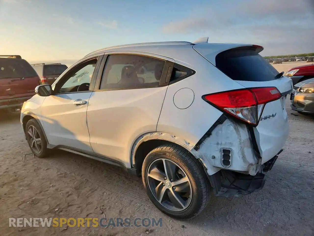 2 Photograph of a damaged car 3CZRU5H5XMM729015 HONDA HR-V 2021