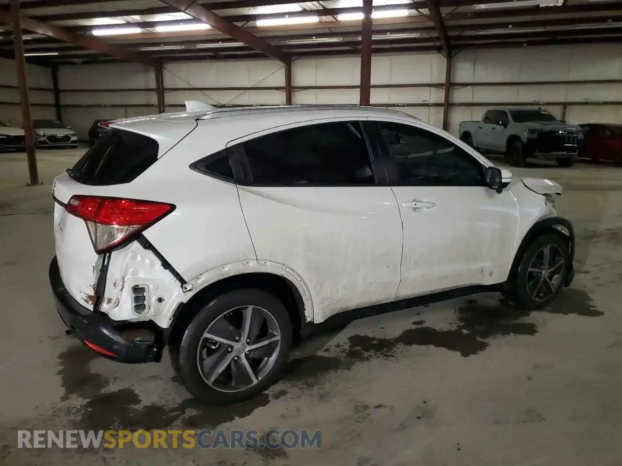 3 Photograph of a damaged car 3CZRU5H73MM713420 HONDA HR-V 2021